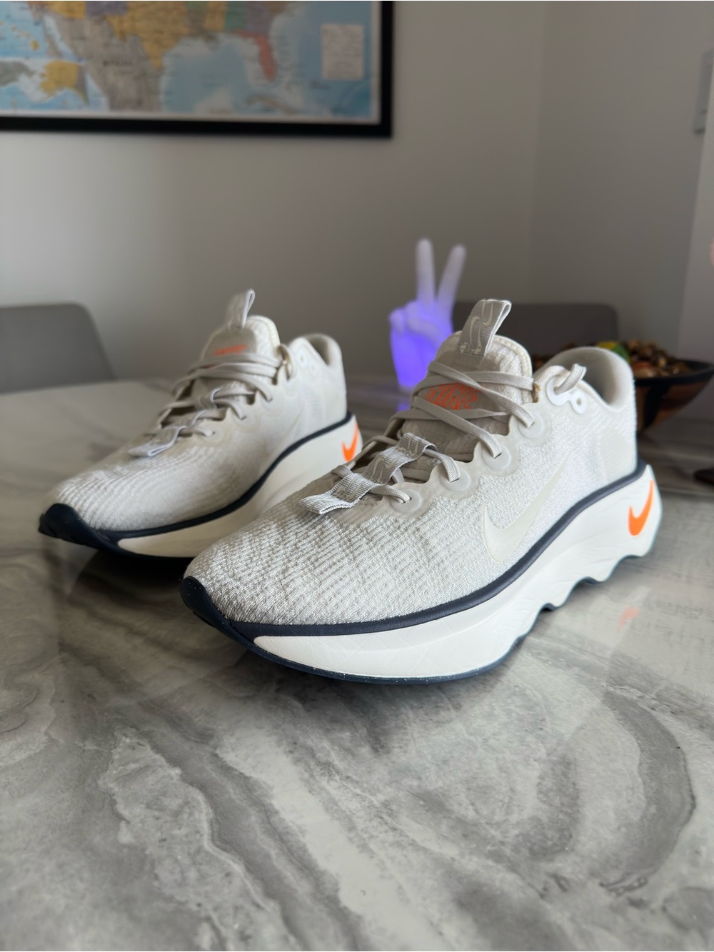 Nike Motiva Men’s Walking Shoes Sail White Orange - Picture 3 of 10